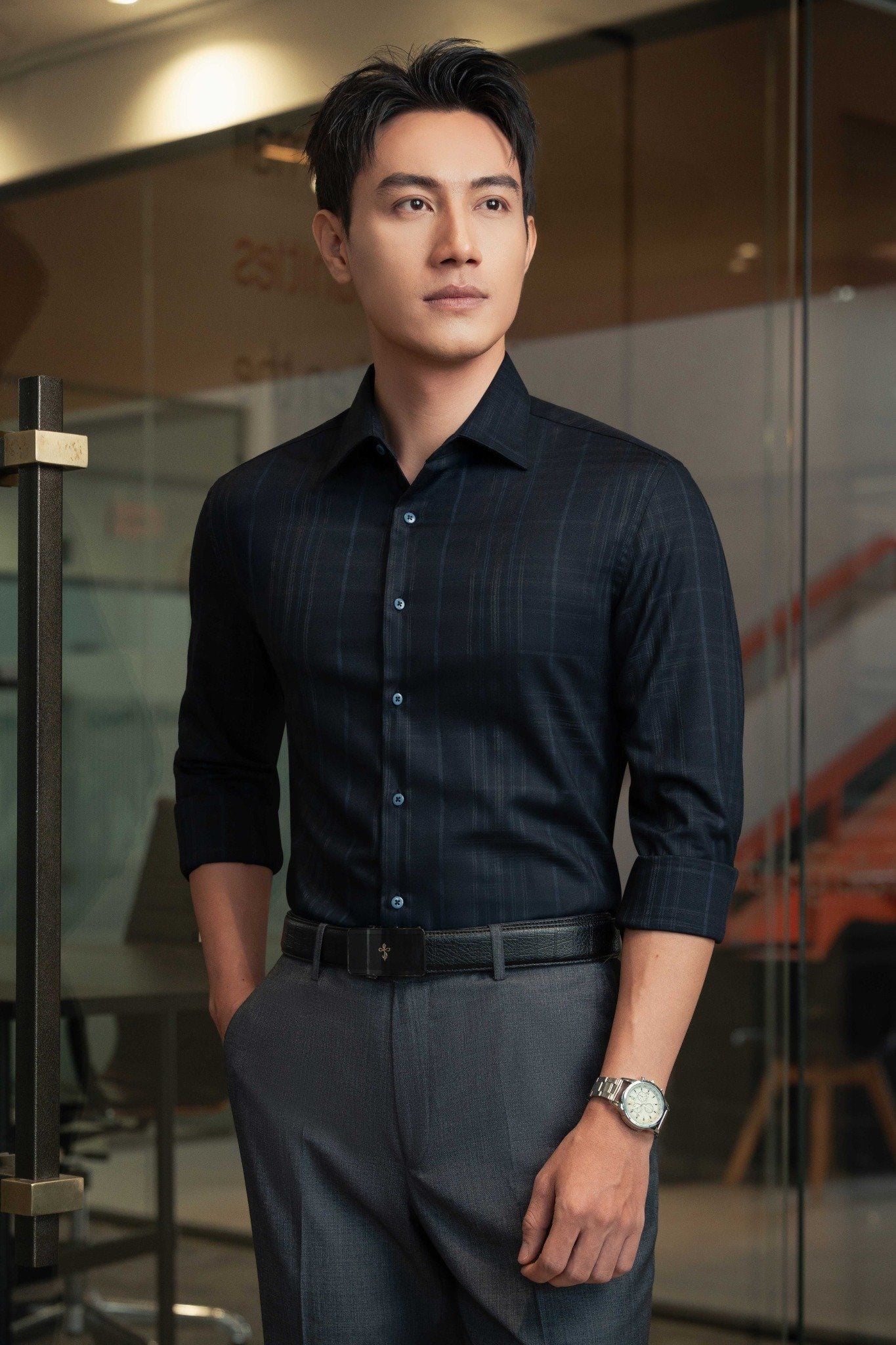 SƠ MI XANH TÍM THAN KẺ